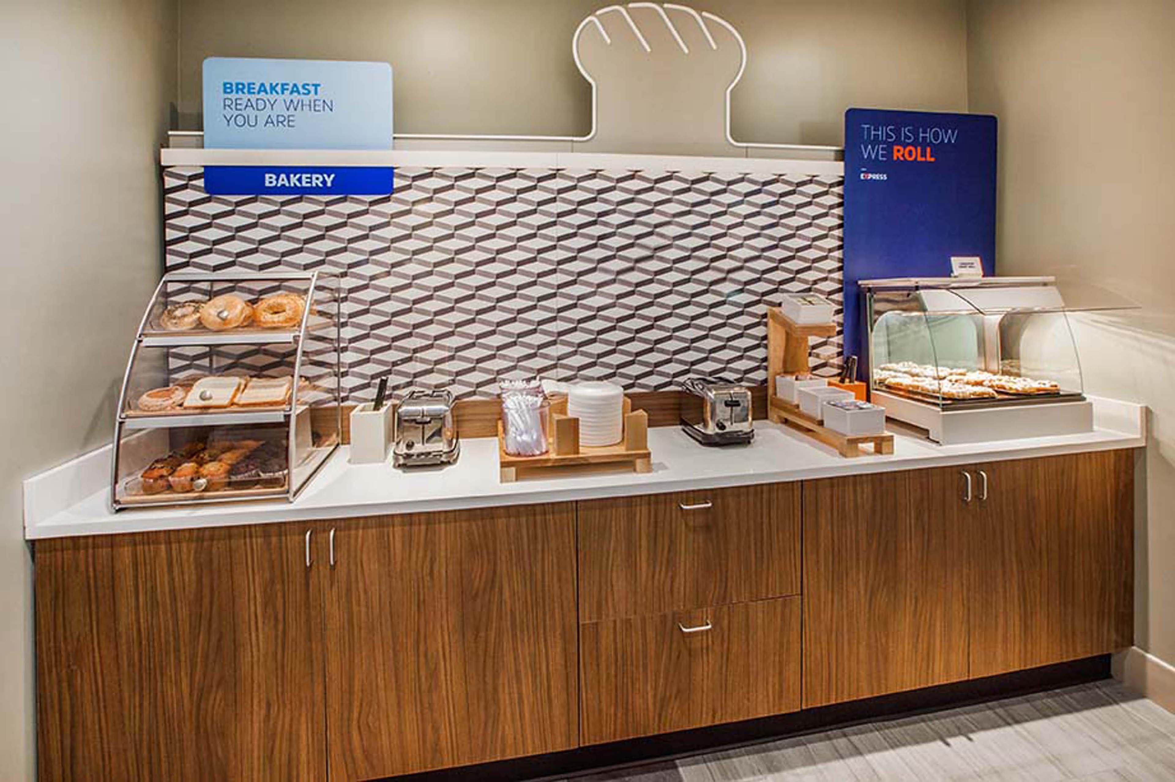 Holiday Inn Express Hotel & Suites Smyrna-Nashville Area By Ihg Bagian luar foto